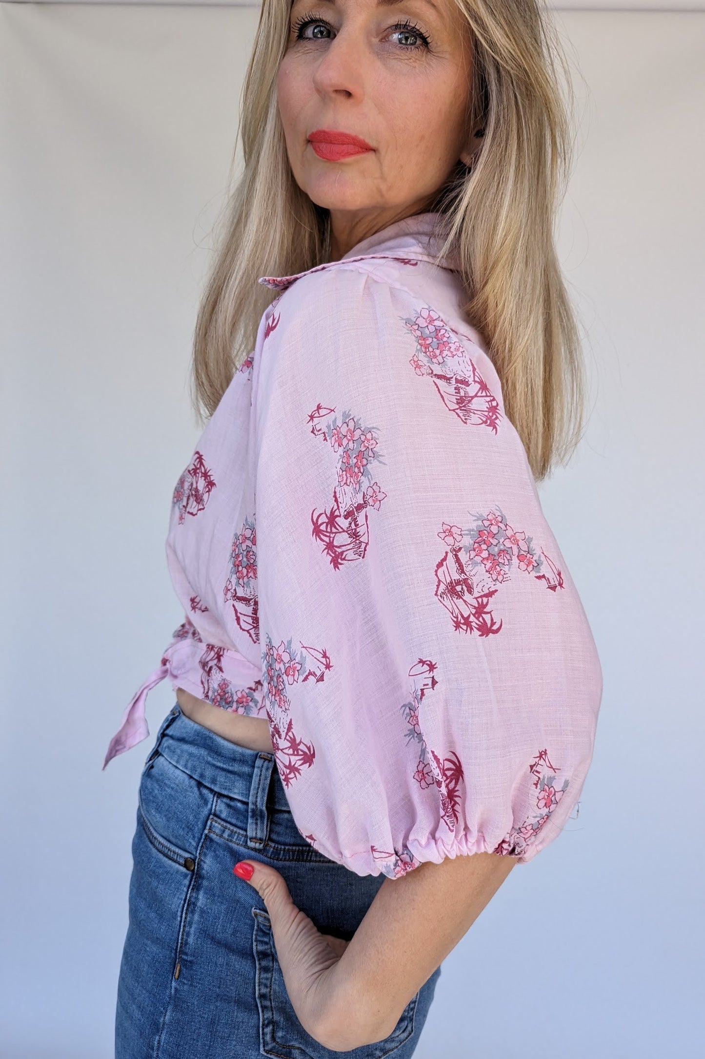 pink blouse with puff sleeve