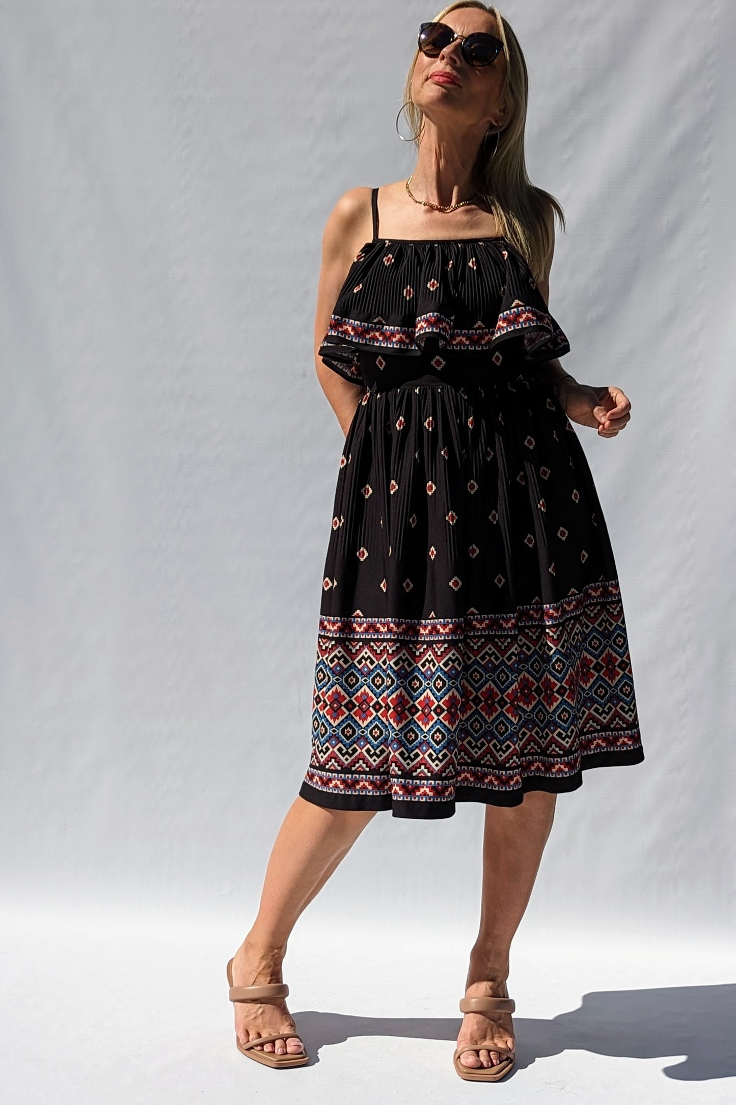 Patterned ruffled 70s dress