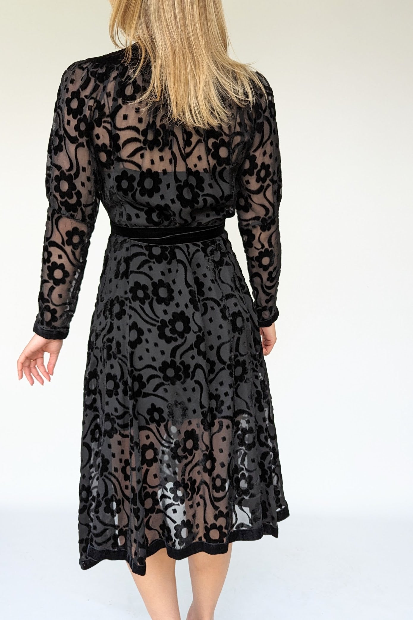 Back showing tie on Vintage ossie clark 60s devore cut velvet black dress with tie waist