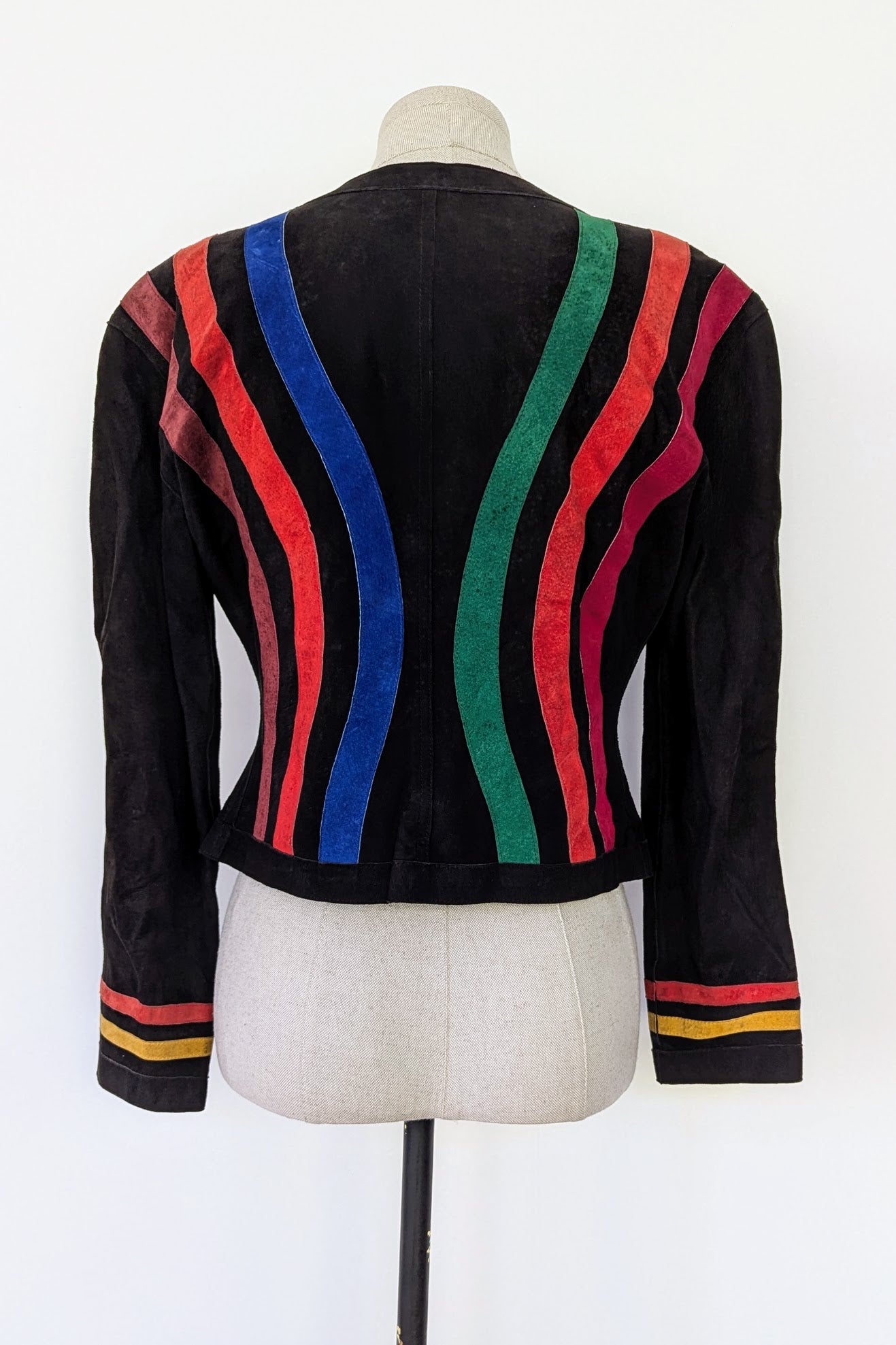 back of colour suede on black cropped jean muir jacket