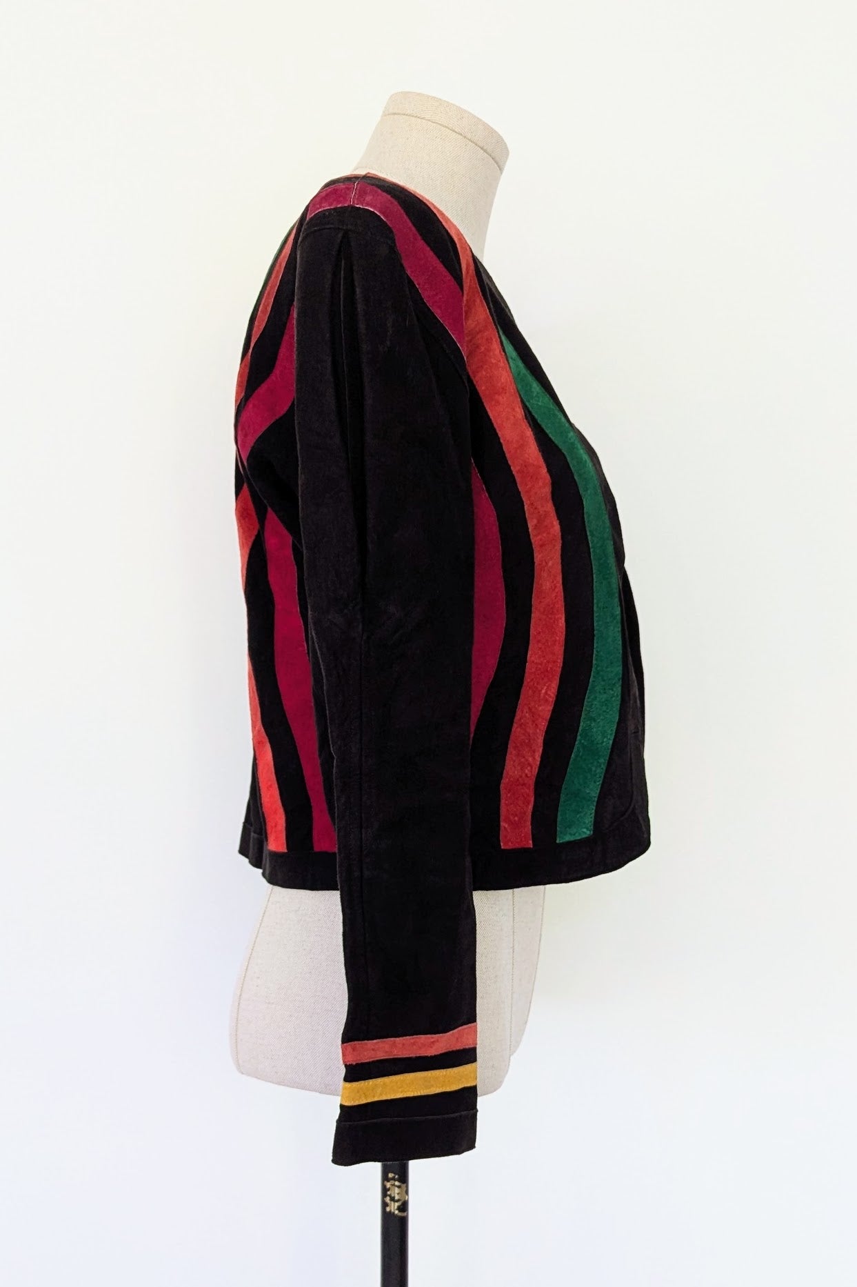 side of colour suede on black cropped jean muir jacket