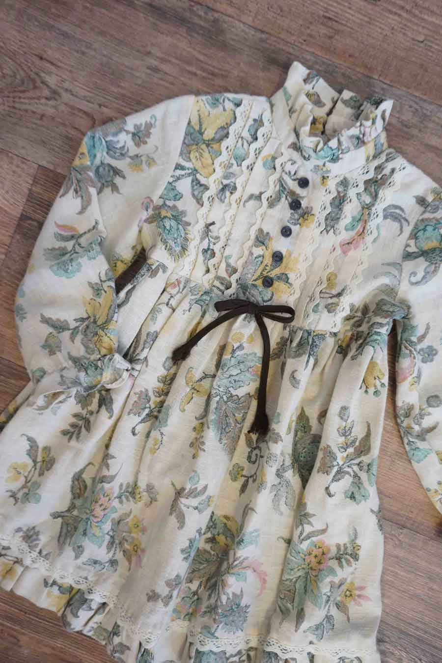 Vintage Age 5 Girls 1970s Floral Prairie Dress