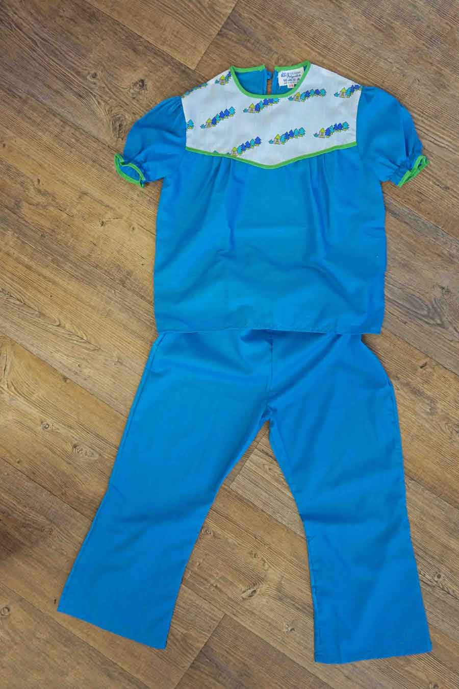 vintage girls age 6-7 two piece matching pant set