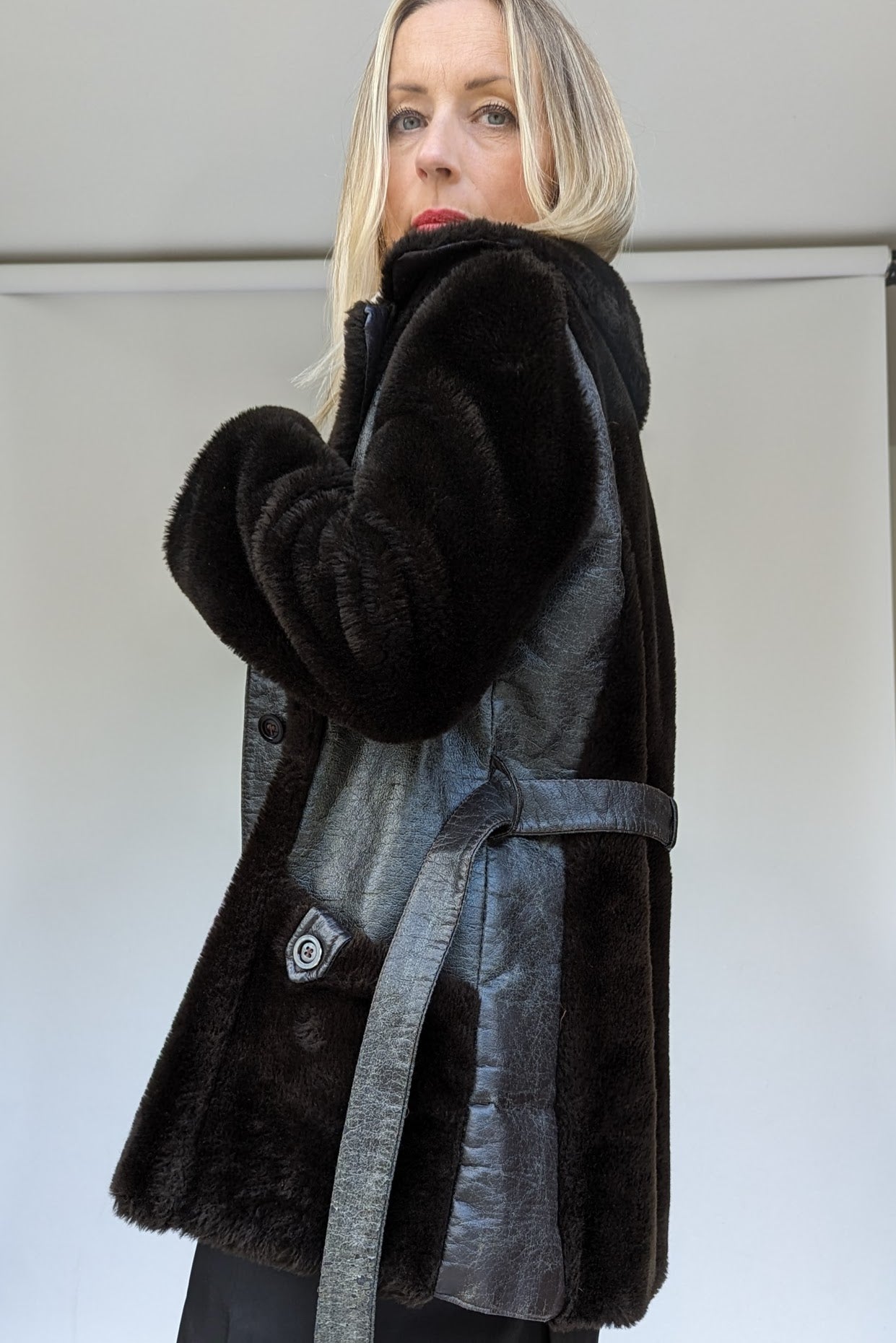Belted faux fur vintage ladies coat