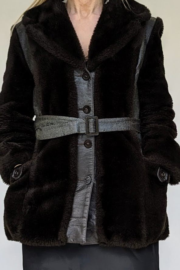 Faux fur brown vintage coat