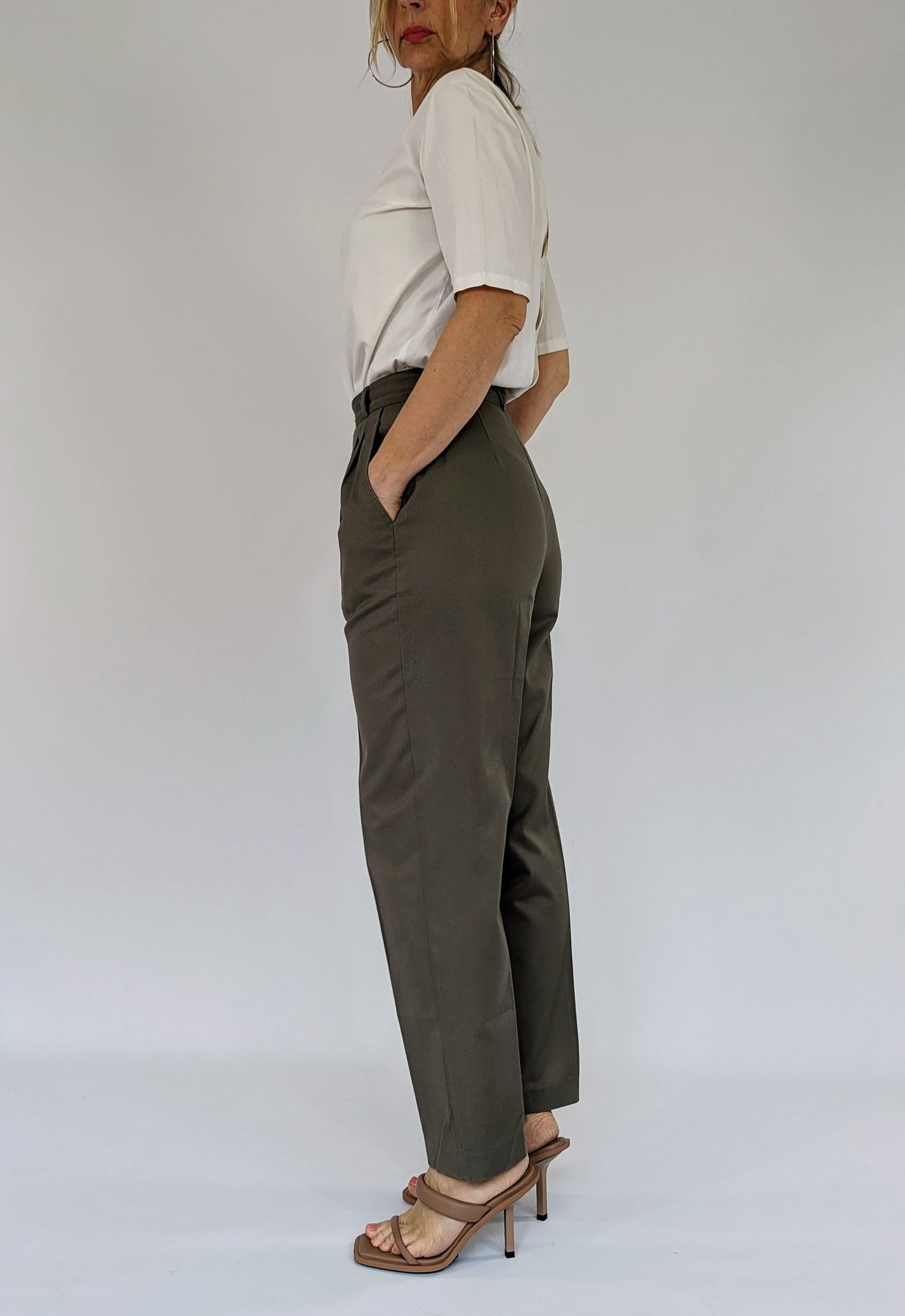 Tapered leg vintage trousers