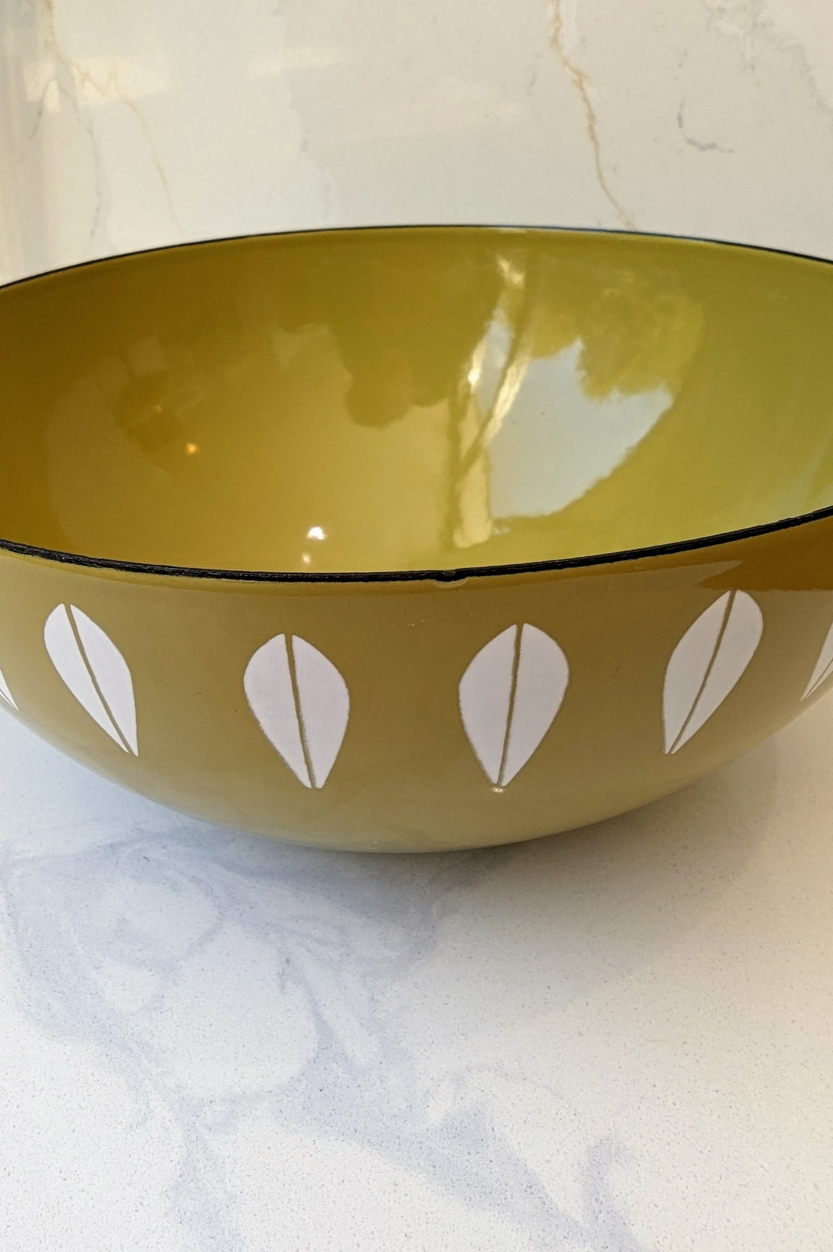 Mid Century enamel bowl