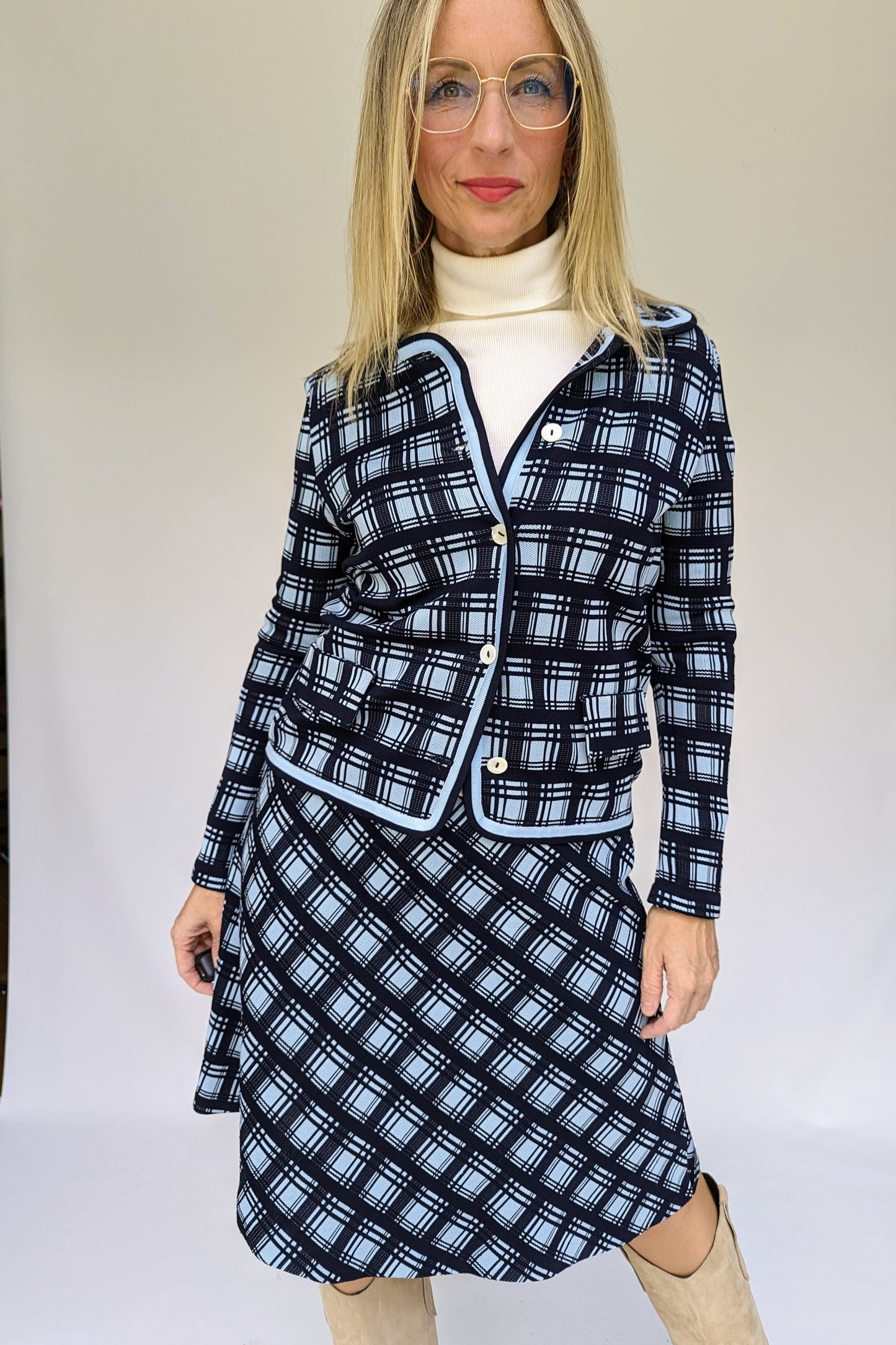 Buttoned Jacket and skirt 70s suit