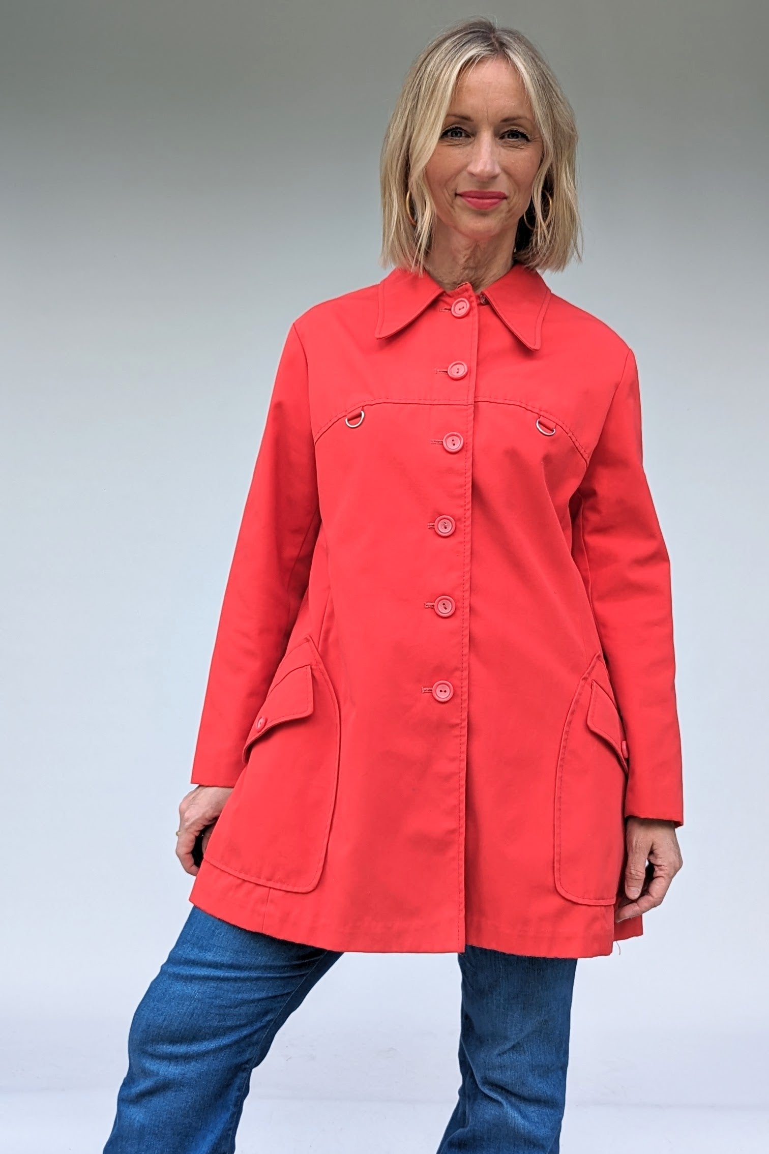 dagger collar mac vintage from 1970s with pockets