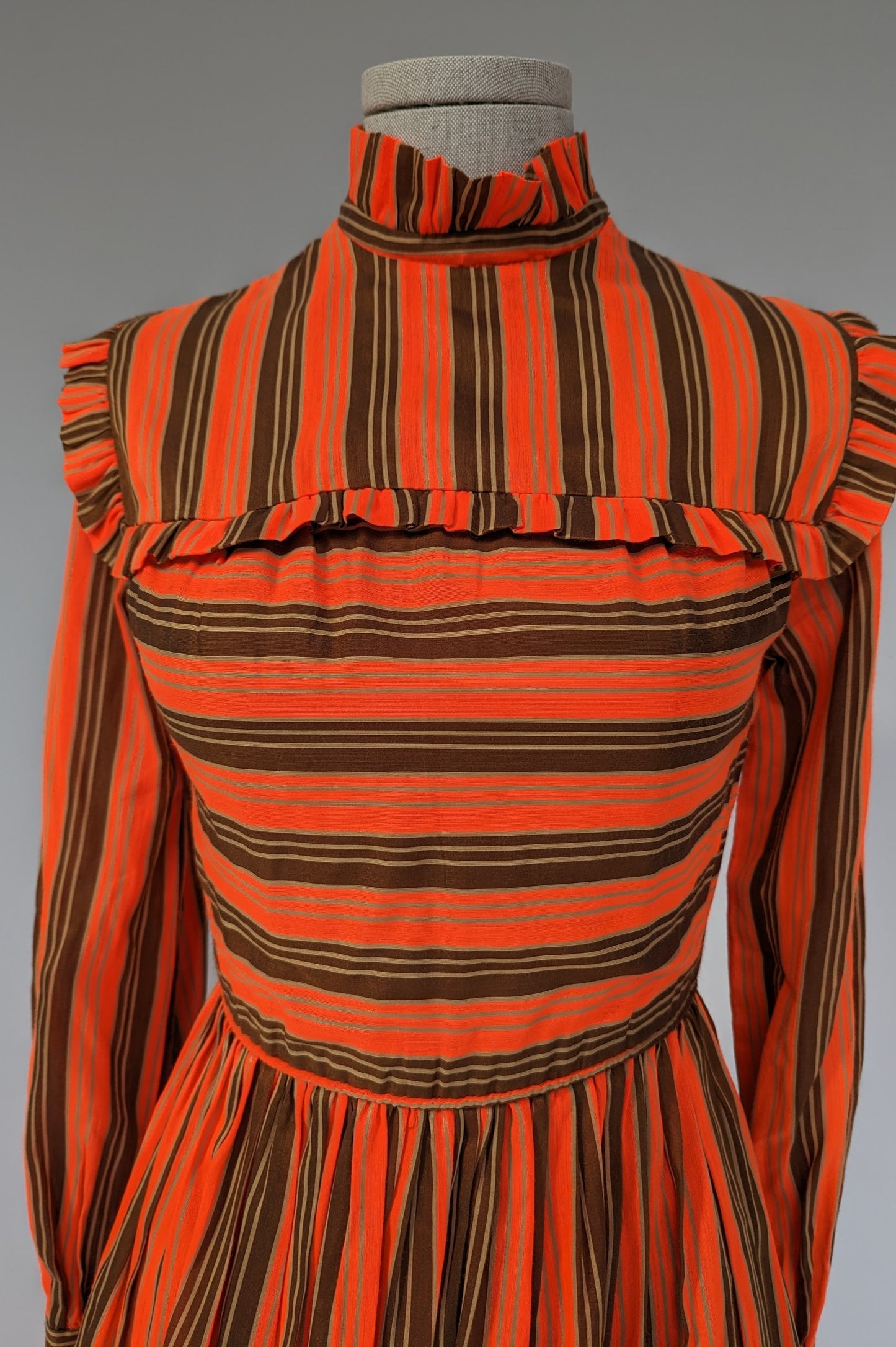 Striped orange brown 70s dress