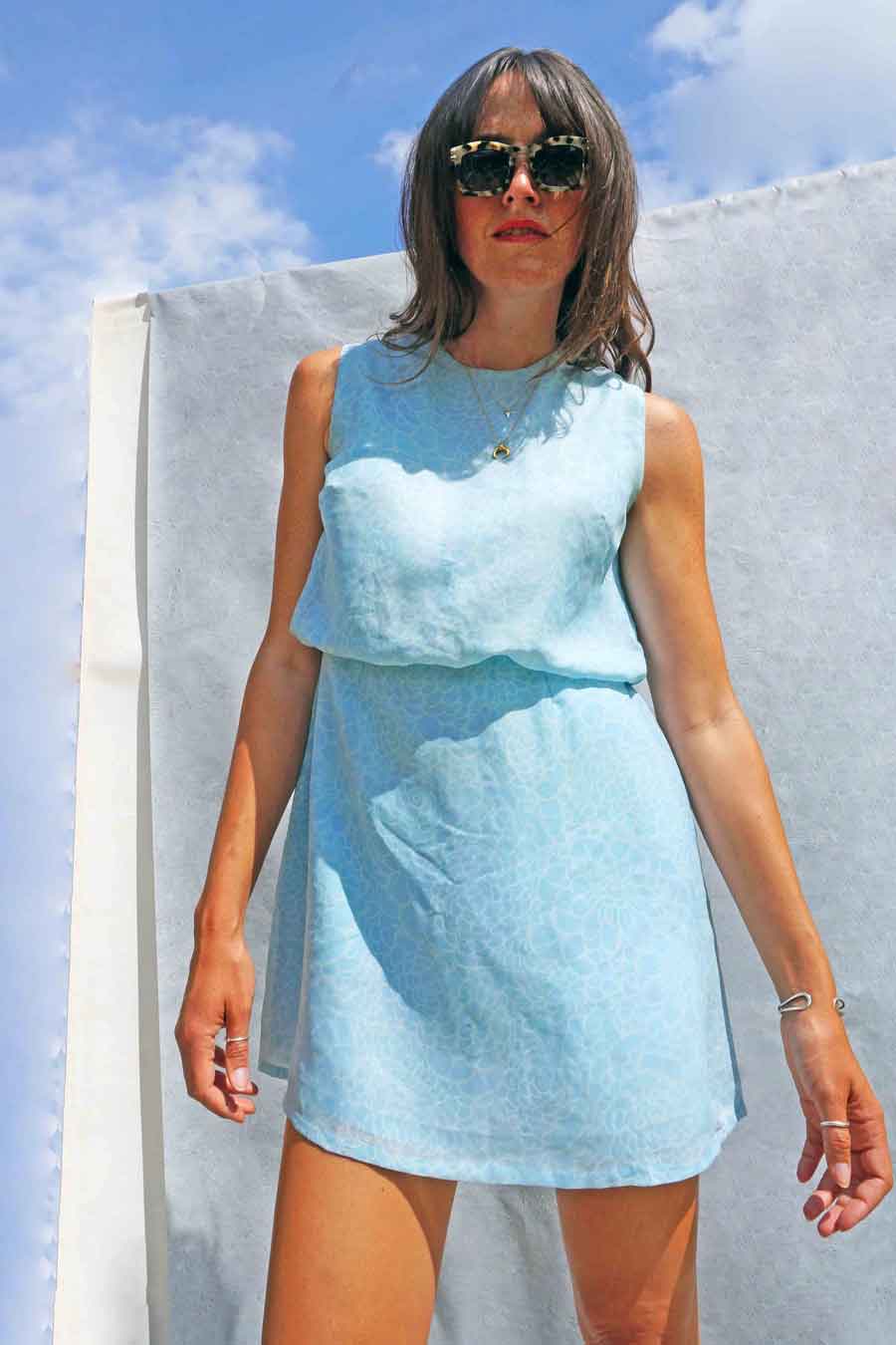 Vintage 60s Blue + White Floral Short Summer Mod Dress