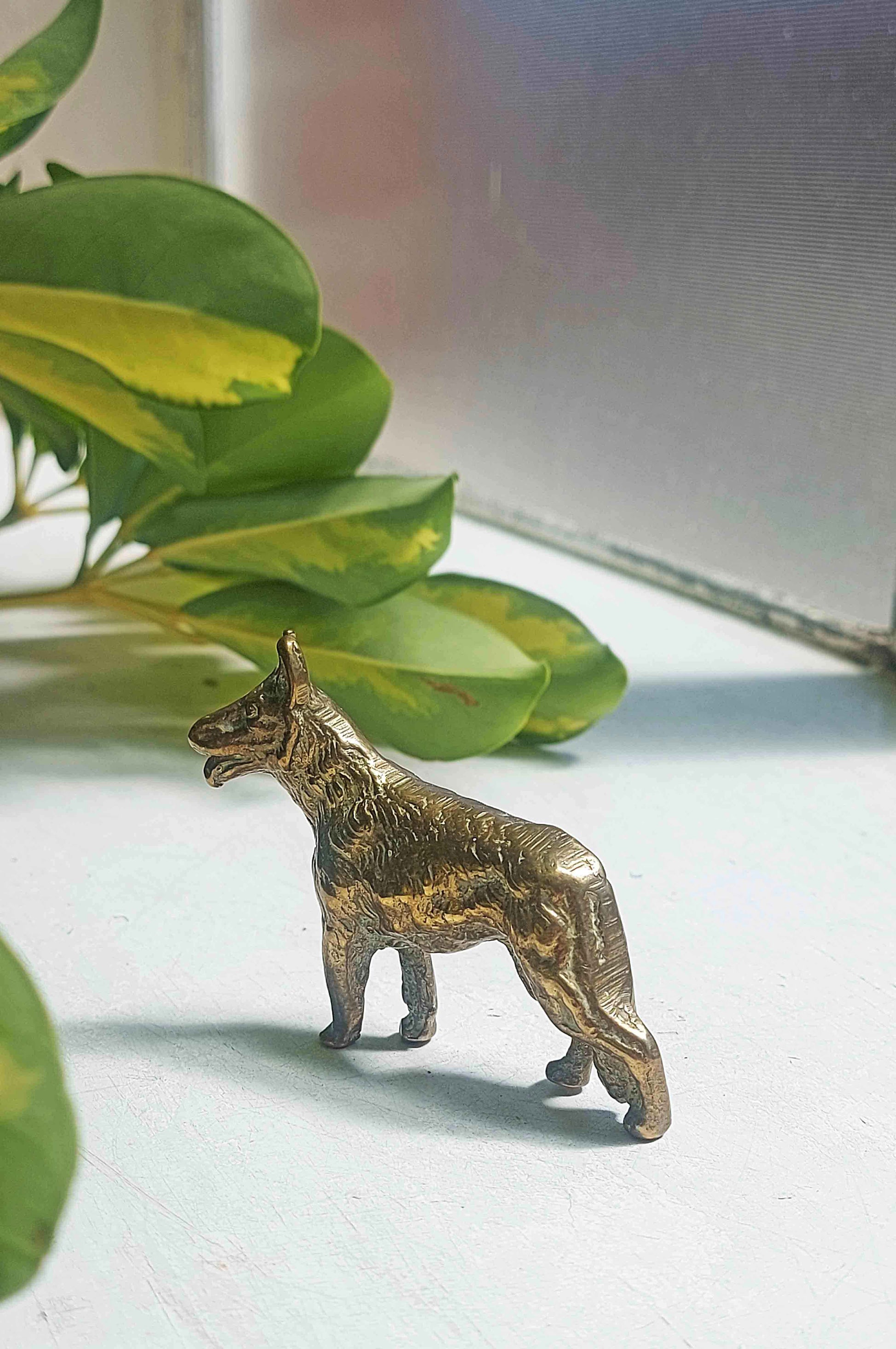 Vintage Alsatian brass metal dog minature