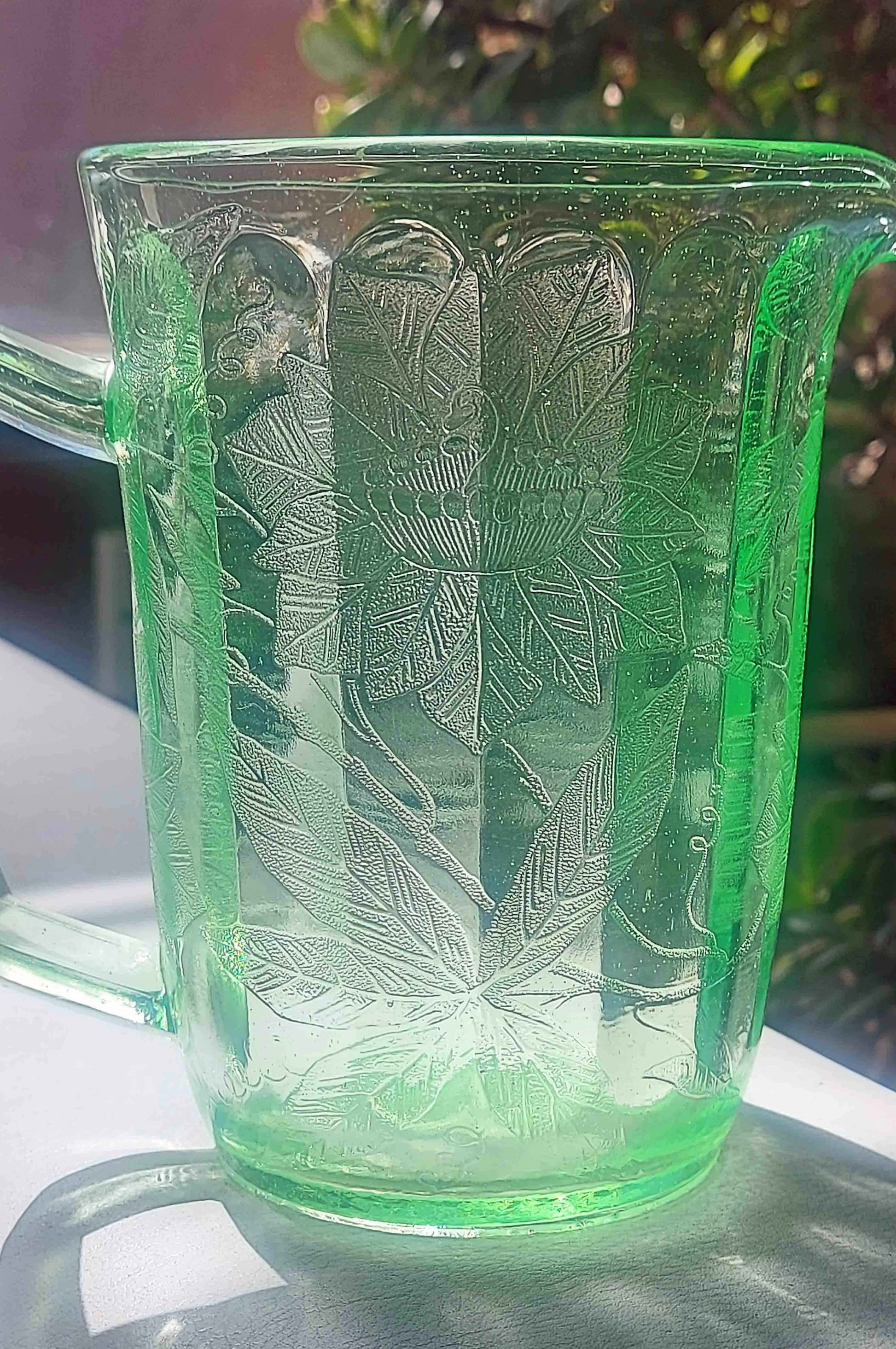 vintage art deco 1930s green uranium depression glass pitcher