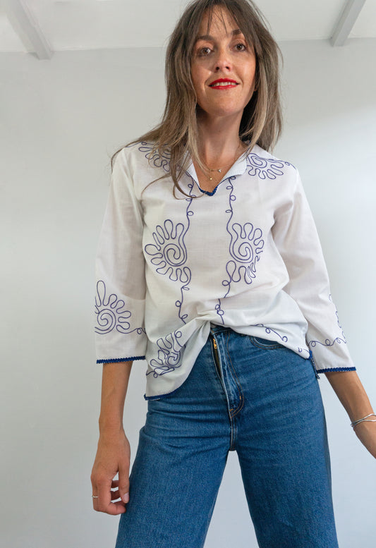 Vintage Embroidered White Greek Chiapas Blouse