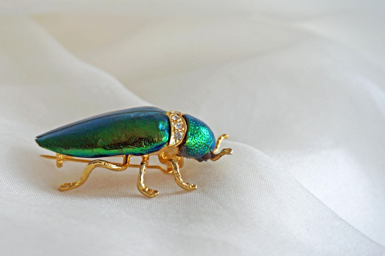 Vintage Iridescent Green Scarab Beetle Brooch, Green Beetle Pin Brooch Gift For Her - Ada's Attic Vintage- 6